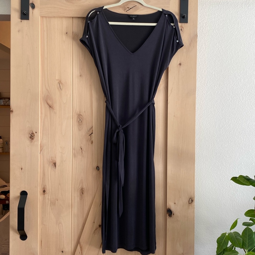 LUCKY BRAND (MED) navy dress, soft & flowy (NEW)